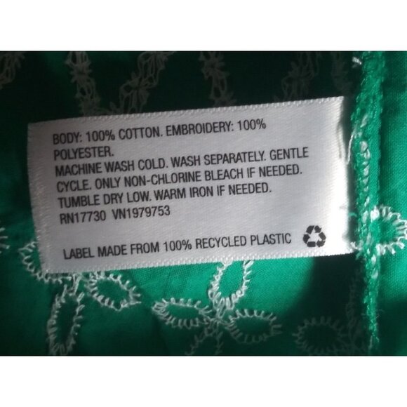 womens UNIVERSAL THREAD GOODS CO top green Sz M cotton embroidered ruffled EUC - Picture 6 of 9